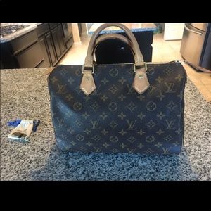 Louis Vuitton speedy 30 hand bag